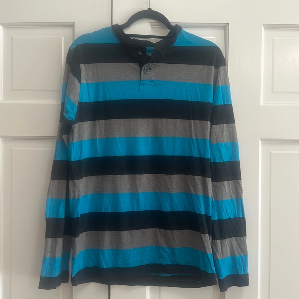 Gently worn men’s longs sleeve shirt-smoke free home